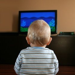 Малыши и просмотр TV: 5 советов для родителей